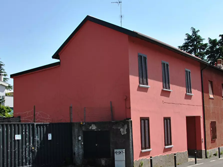 Immagine 1 di Casa indipendente in vendita  in VIA PIAVE 1 a San Vittore Olona