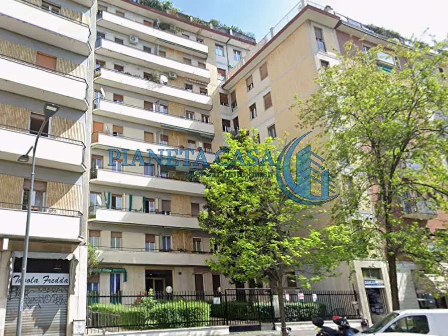 Immagine 1 di Appartamento in vendita  in via tavazzano 16 milano a Milano