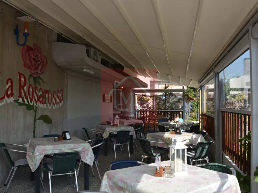 Immagine 4 di Attività commerciale in vendita  in Piazza Libertà 1 a Terzo Di Aquileia