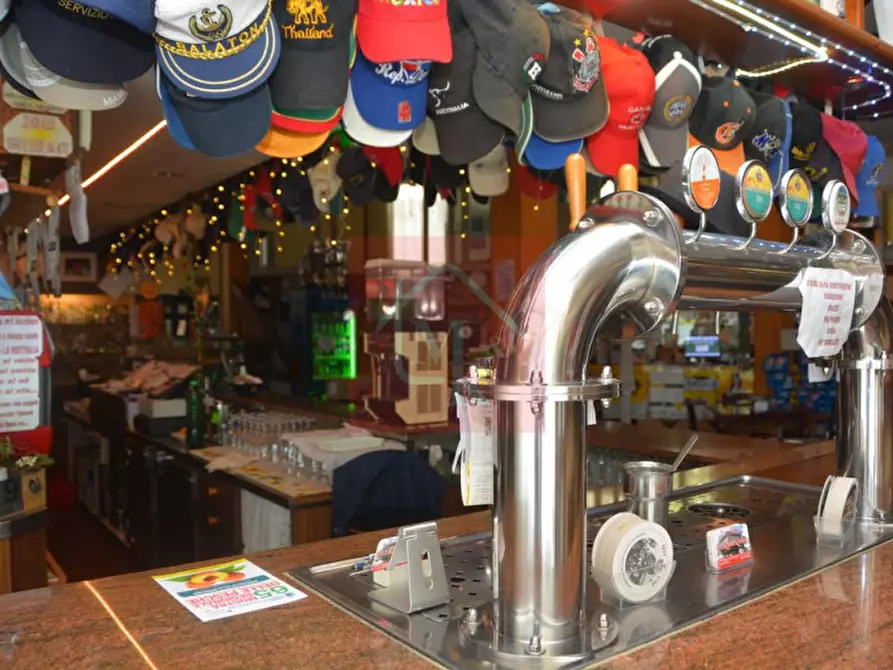 Immagine 5 di Attività commerciale in vendita  in Piazza Libertà 1 a Terzo Di Aquileia