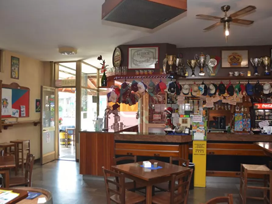 Immagine 9 di Attività commerciale in vendita  in Piazza Libertà 1 a Terzo Di Aquileia