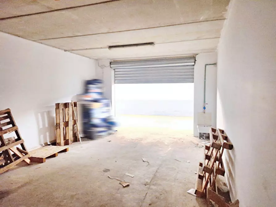 Immagine 3 di Terreno in vendita  in Via Ugo Betti, N. Snc a Ancona