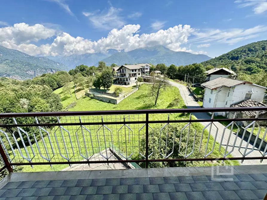 Immagine 2 di Appartamento in vendita  in Località Bercher 3 a Alpette