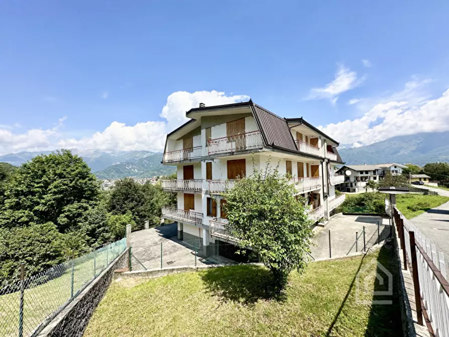 Immagine 2 di Appartamento in vendita  in Località Bercher 3 a Alpette