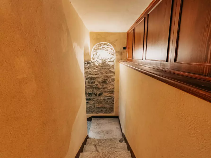 Immagine 31 di Villa in vendita  in Via Giacomo Scalini 24 a Brunate