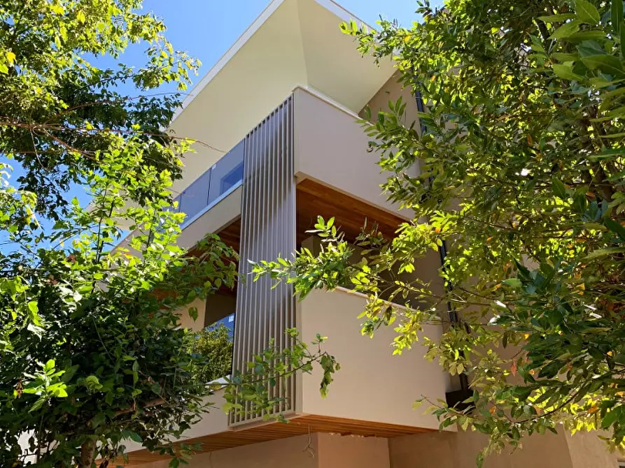 Immagine 2 di Appartamento in vendita  in viale Ravenna a Riccione