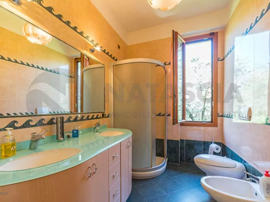 Immagine 21 di Villa in vendita  in Via di Sarnese a Rignano Sull'arno