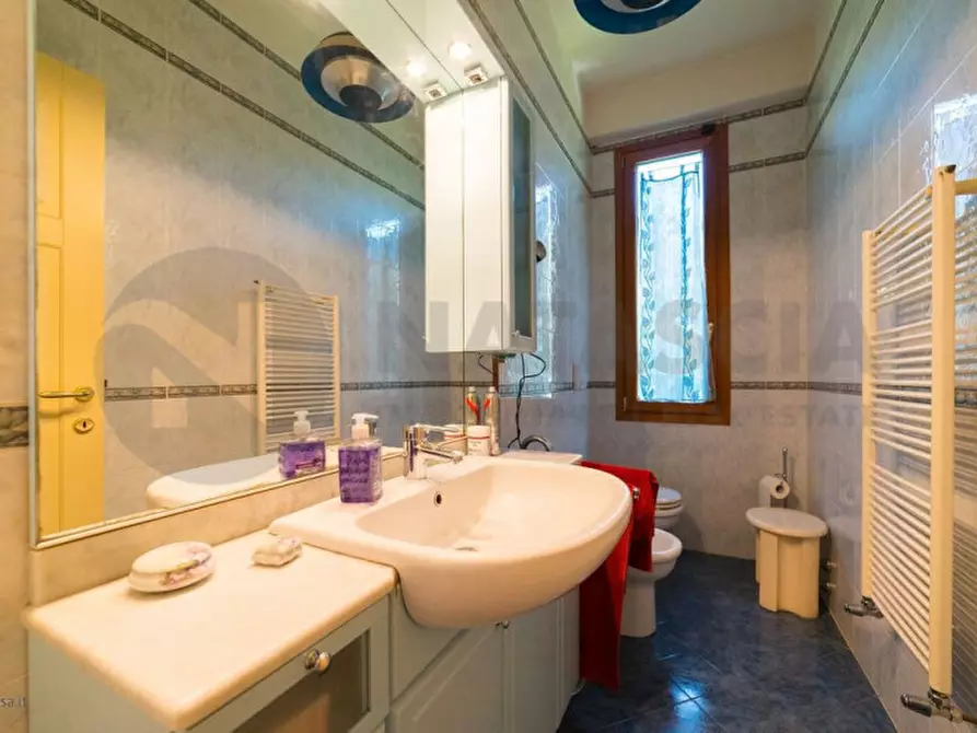 Immagine 23 di Villa in vendita  in Via di Sarnese a Rignano Sull'arno