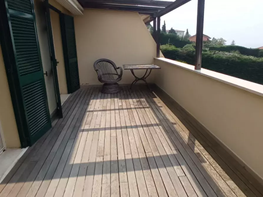 Immagine 5 di Villa in vendita  in Via delle rose a San Remo