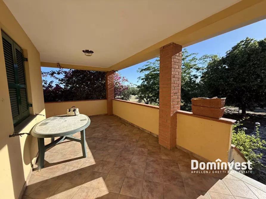 Immagine 2 di Villa in vendita  in Località belvedere a Montalto Di Castro