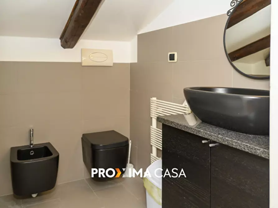 Immagine 24 di Villa in vendita  in Via Sant'Elia 6 a Salerno