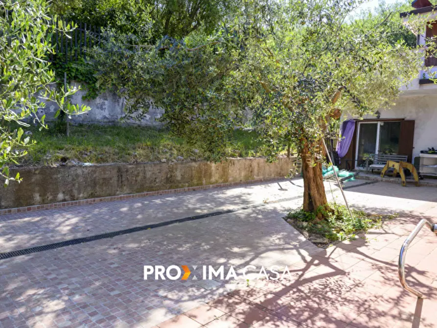 Immagine 34 di Villa in vendita  in Via Sant'Elia 6 a Salerno