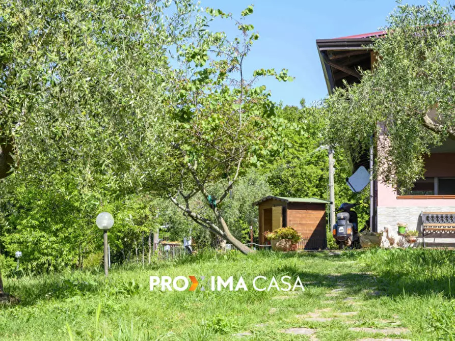 Immagine 37 di Villa in vendita  in Via Sant'Elia 6 a Salerno
