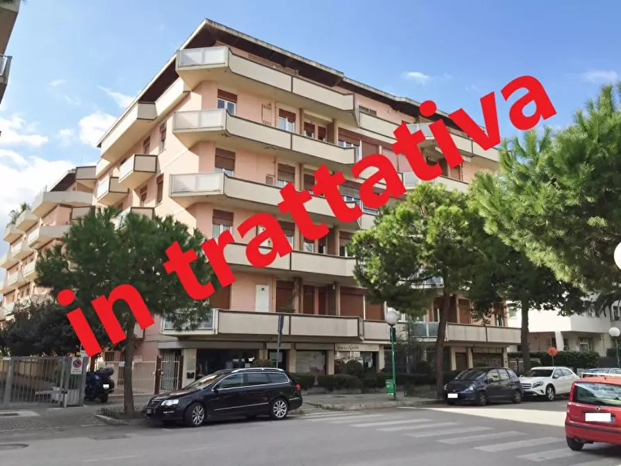 Immagine 1 di Appartamento in vendita  in VIALE J. F. KENNEDY a Pescara