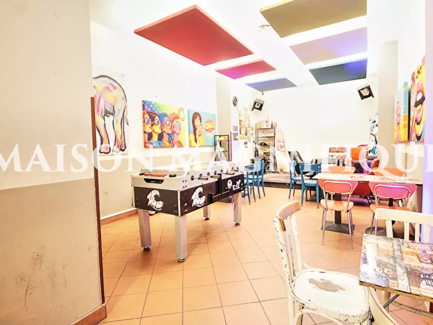 Immagine 8 di Attività commerciale in vendita  in via strada maggiore a Bologna