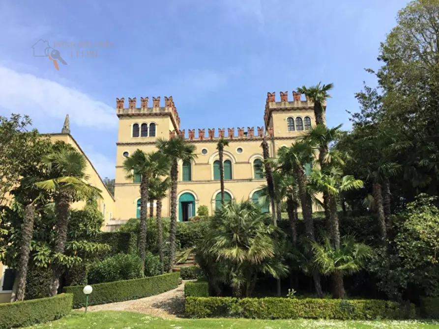 Immagine 4 di Appartamento in vendita  in via Gardesana a Lazise