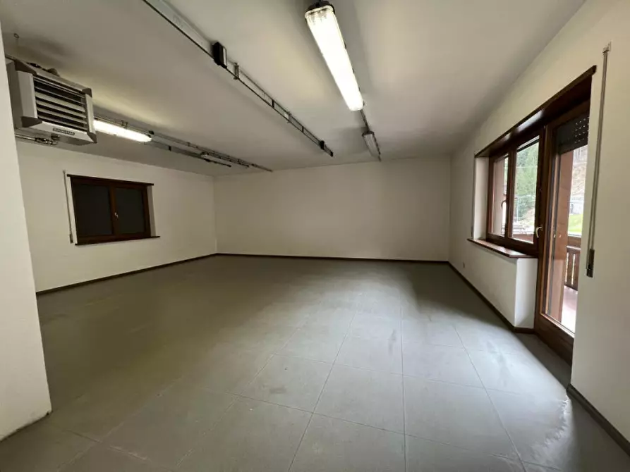 Immagine 2 di Appartamento in vendita  in Via Caduti di Cima Vallona a Comelico Superiore