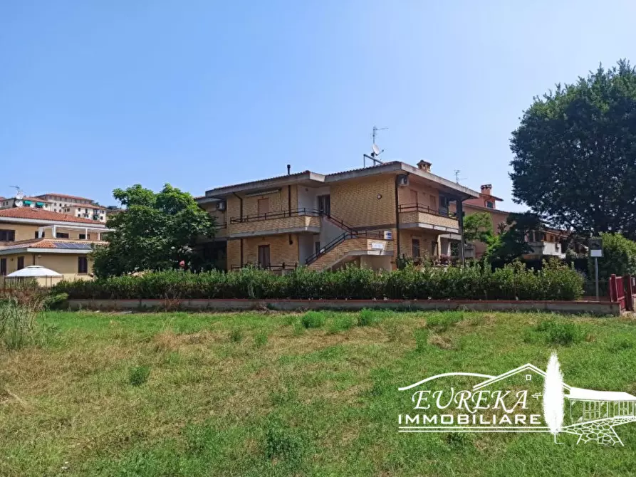 Immagine 26 di Bed & Breakfast in vendita  in Castiglione di lago a Castiglione Del Lago