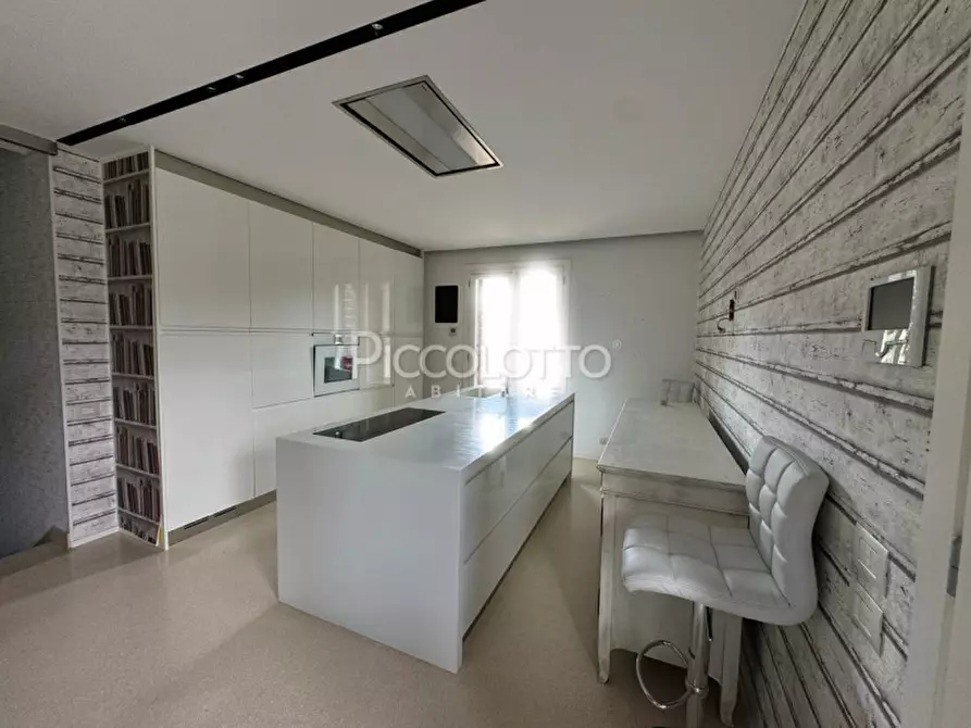 Immagine 2 di Casa bifamiliare in vendita  in via Firenze a Salzano