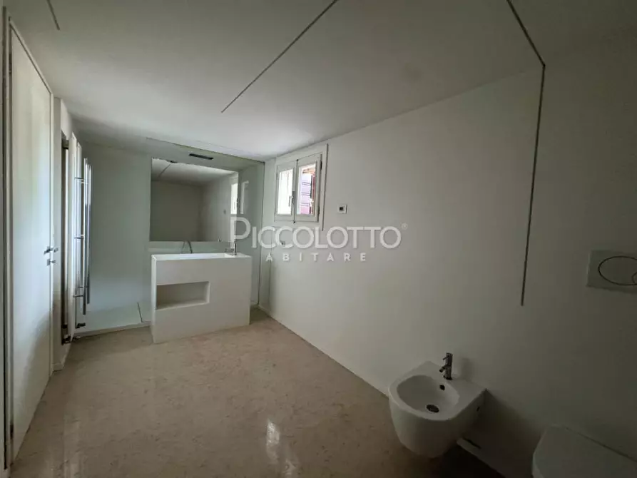 Immagine 15 di Casa bifamiliare in vendita  in via Firenze a Salzano