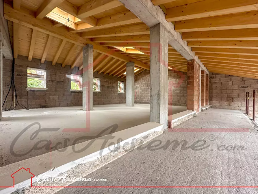 Immagine 5 di Appartamento in vendita  a Loria