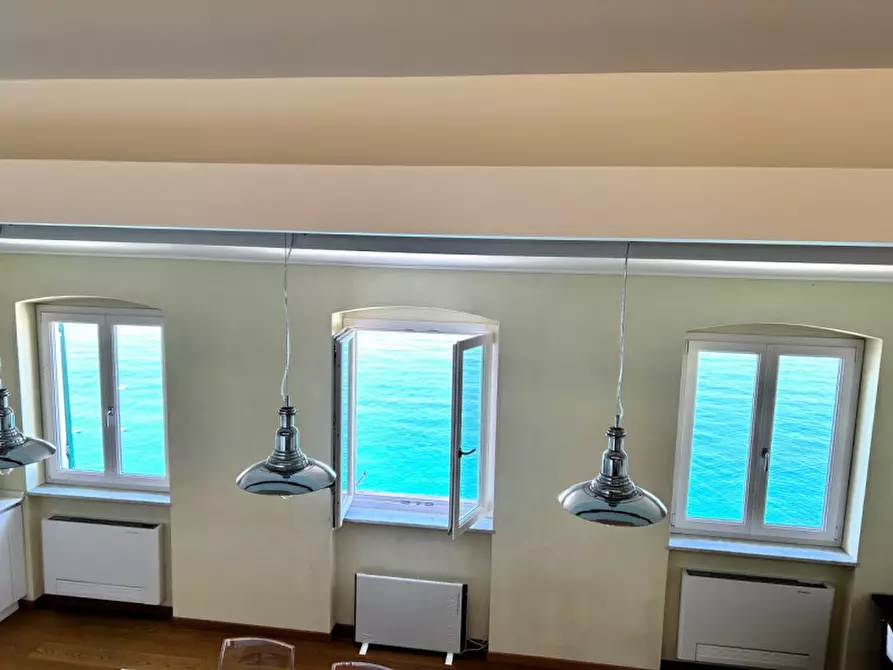 Immagine 12 di Attico in vendita  in Via Garibaldi a Camogli