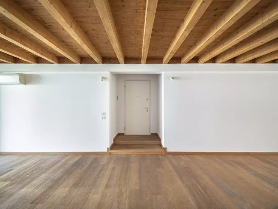 Immagine 3 di Appartamento in vendita  in via dell'arco a Padova