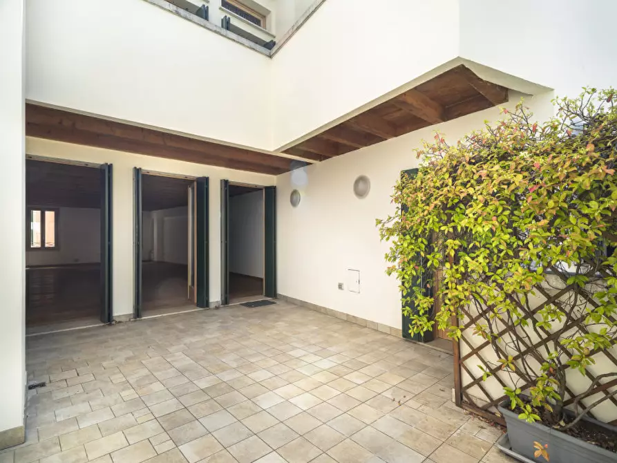 Immagine 6 di Appartamento in vendita  in via dell'arco a Padova