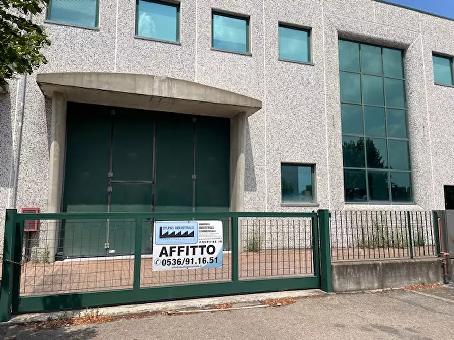 Immagine 1 di Capannone industriale in affitto  in Via Olivari a Sassuolo