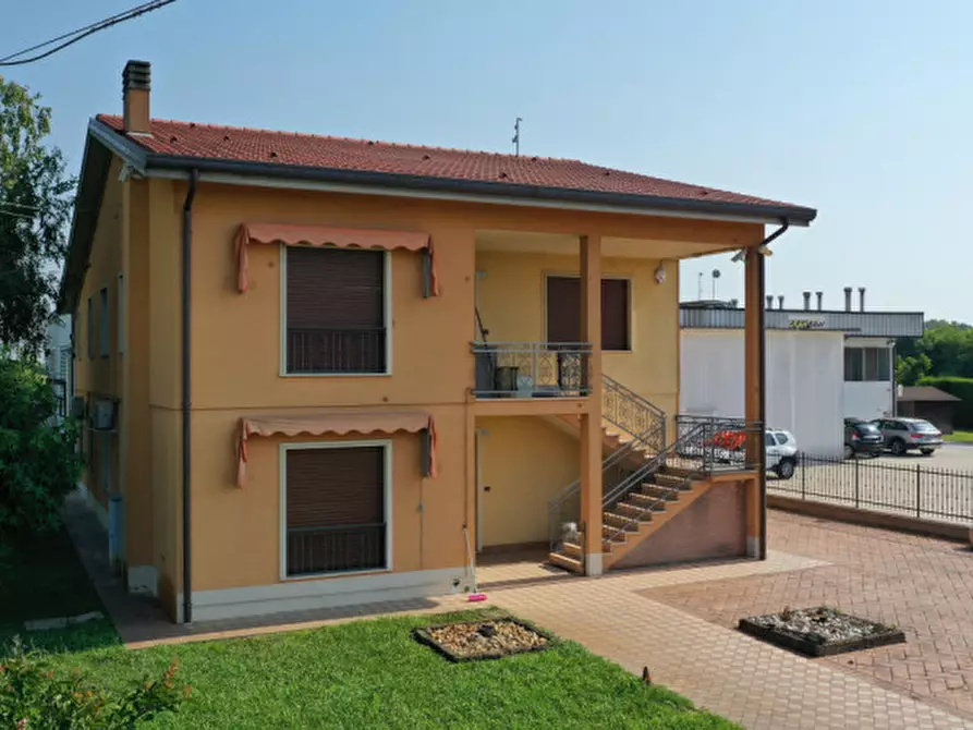 Immagine 3 di Casa indipendente in vendita  in VIA FERRATA a Pressana