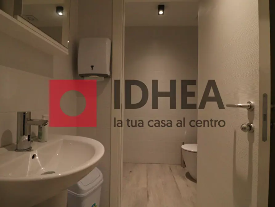 Immagine 15 di Attività commerciale in vendita  in VIALE CACCIANIGA a Maserada Sul Piave