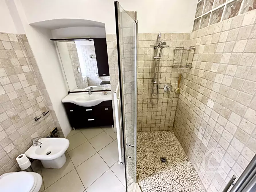 Immagine 8 di Camera in affitto  in Via San Paolo 3 a Torino