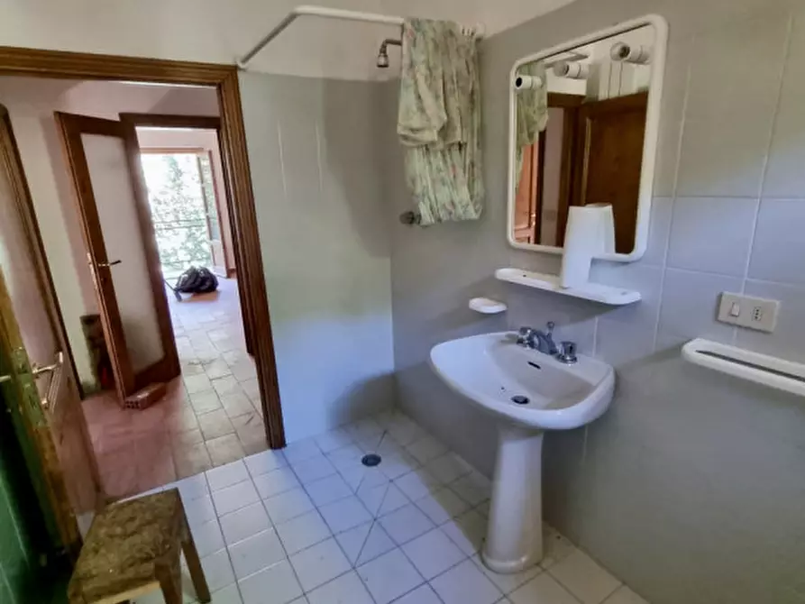 Immagine 14 di Casa indipendente in vendita  in Loc. La Casetta a Subbiano