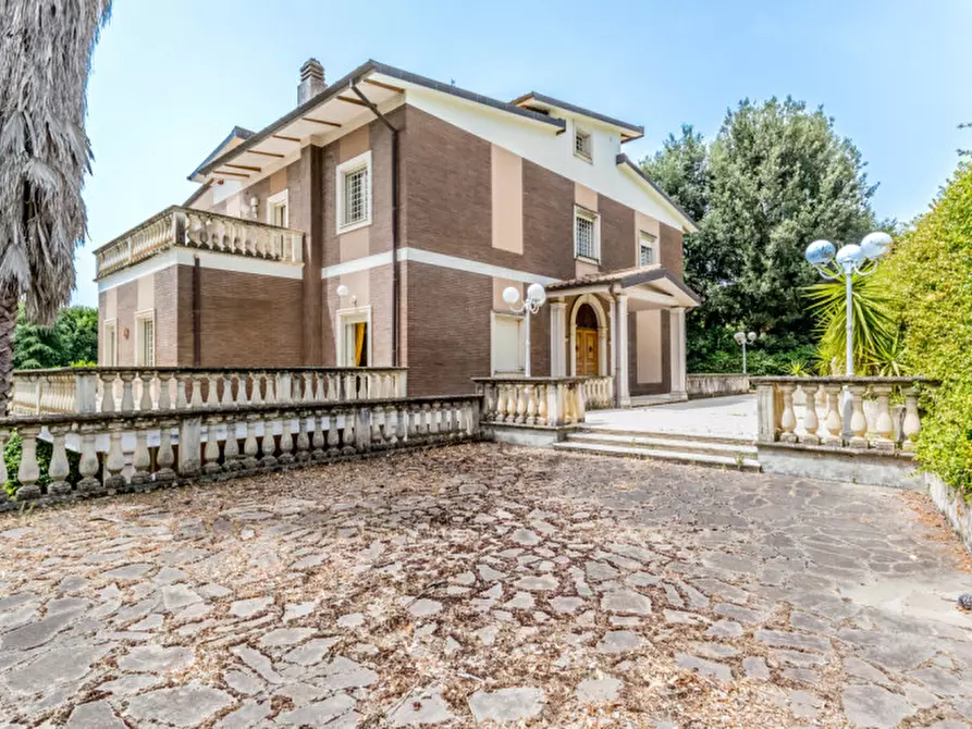 Immagine 2 di Villa in vendita  in Colle degli Dei a Velletri