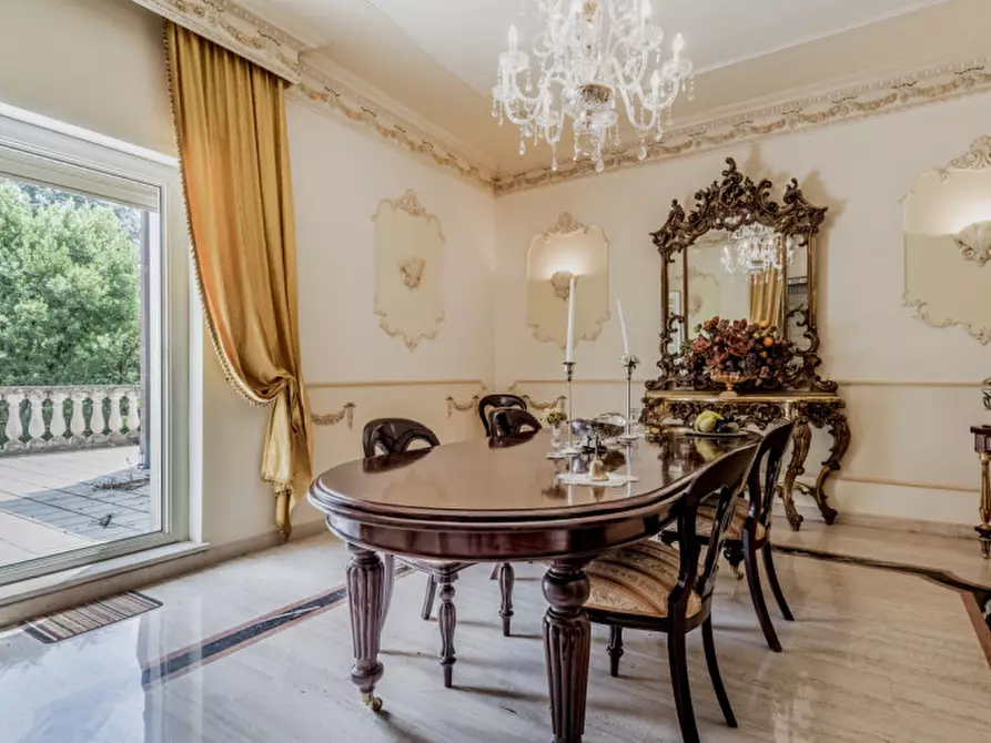 Immagine 12 di Villa in vendita  in Colle degli Dei a Velletri