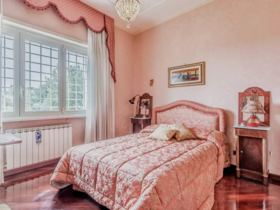 Immagine 32 di Villa in vendita  in Colle degli Dei a Velletri