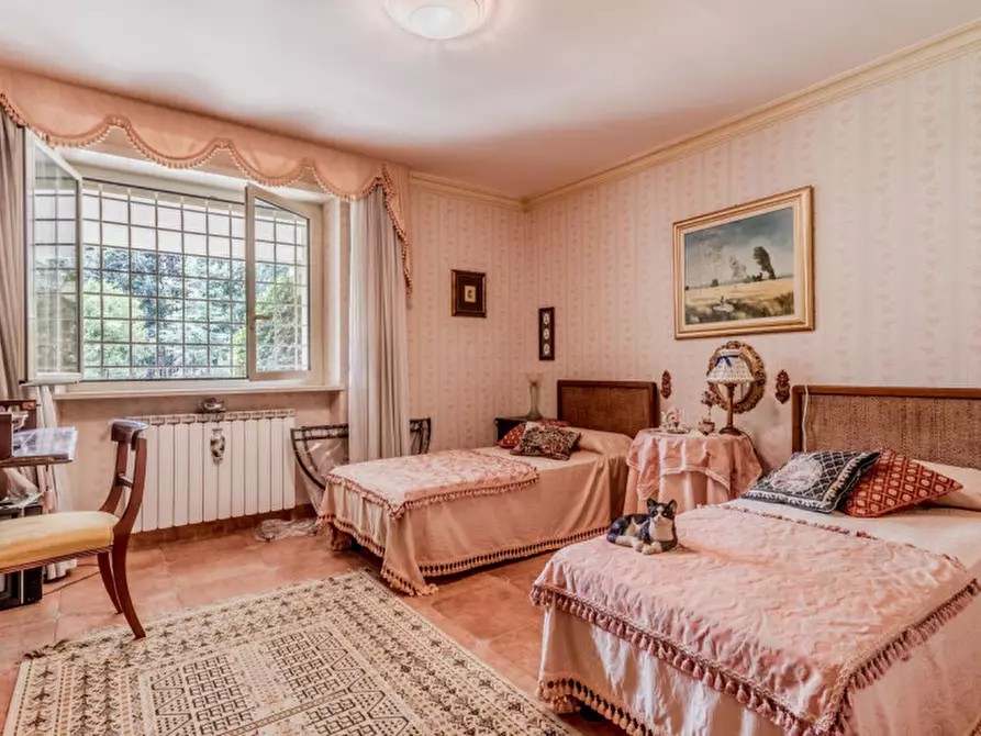 Immagine 34 di Villa in vendita  in Colle degli Dei a Velletri