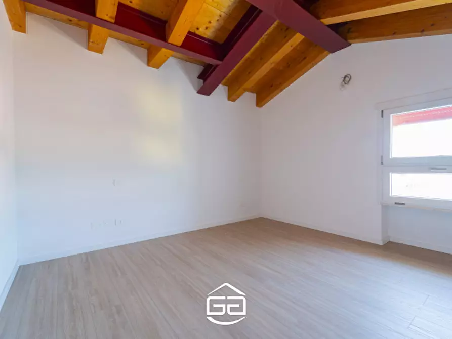 Immagine 27 di Appartamento in vendita  in Montebello Vicentino a Montebello Vicentino