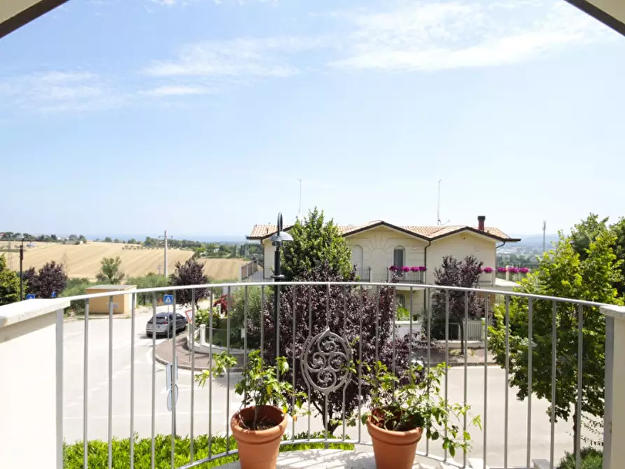 Immagine 19 di Villetta a schiera in vendita  in via Enrico De Nicola a Misano Adriatico