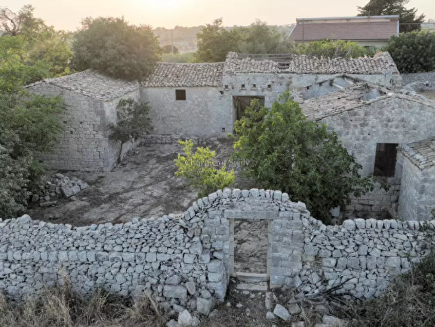Immagine 1 di Casa indipendente in vendita  in Contrada Barato a Modica