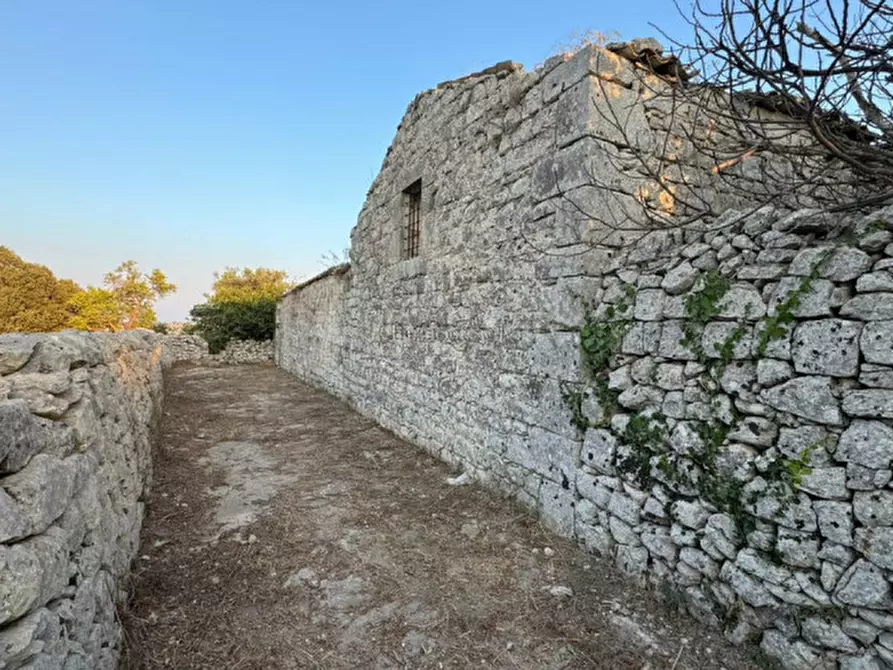 Immagine 2 di Casa indipendente in vendita  in Contrada Barato a Modica