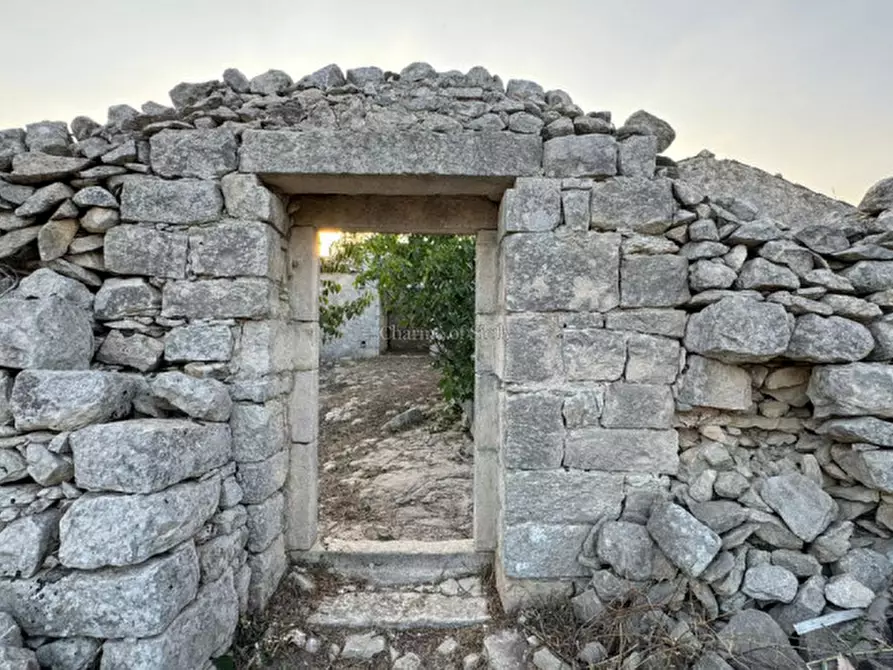 Immagine 17 di Casa indipendente in vendita  in Contrada Barato a Modica