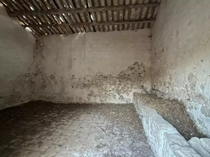 Immagine 19 di Casa indipendente in vendita  in Contrada Barato a Modica