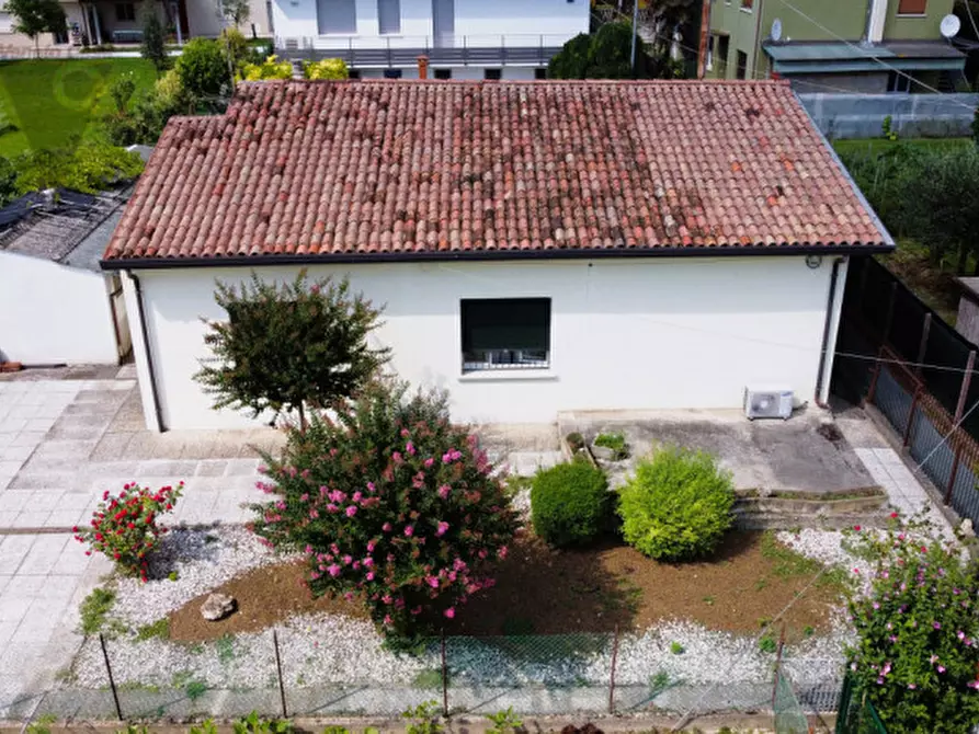 Immagine 2 di Casa indipendente in vendita  in Via Umbria 10 a Padova