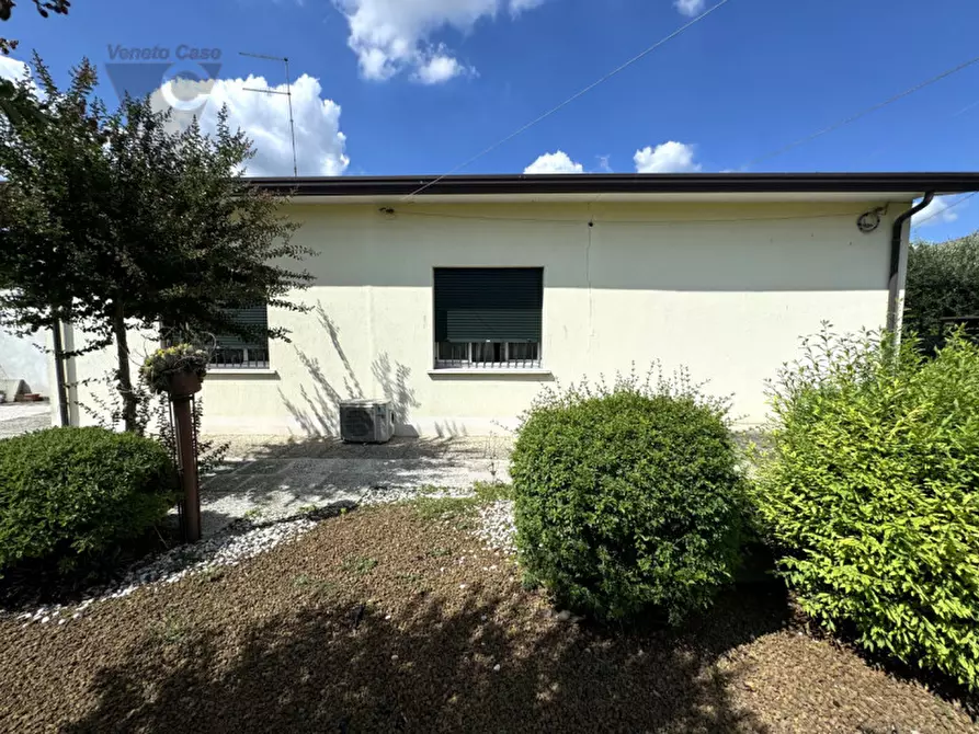 Immagine 7 di Casa indipendente in vendita  in Via Umbria 10 a Padova