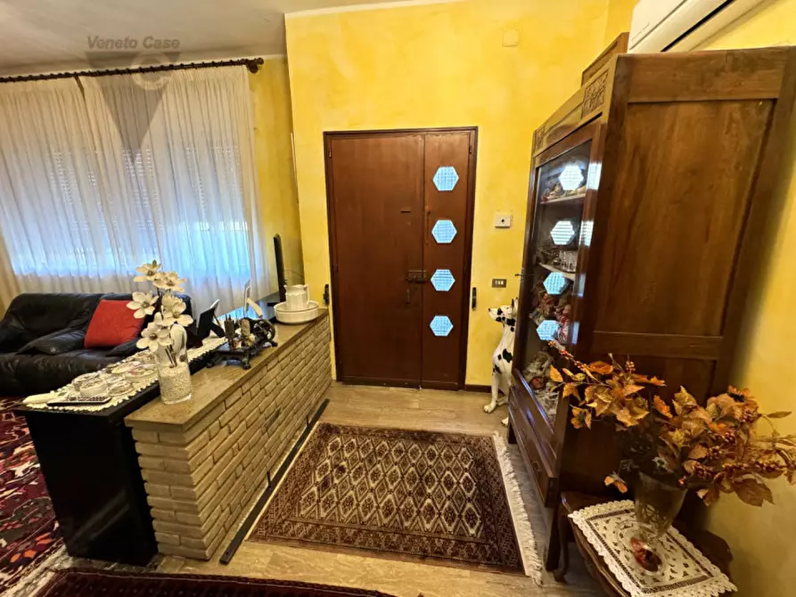 Immagine 8 di Casa indipendente in vendita  in Via Umbria 10 a Padova