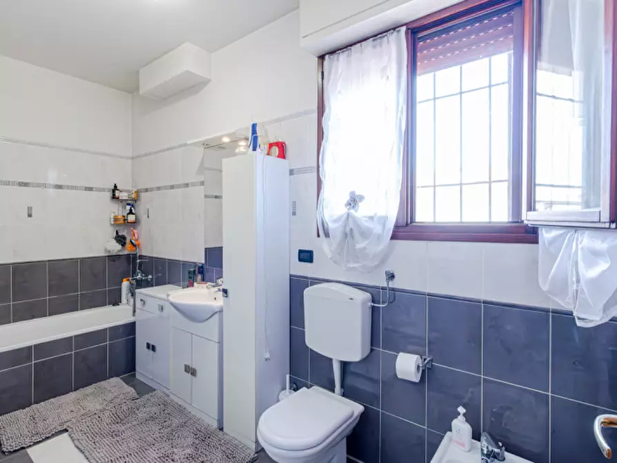 Immagine 20 di Casa trifamiliare in vendita  in VIA SAN MARINO a Granarolo Dell'emilia