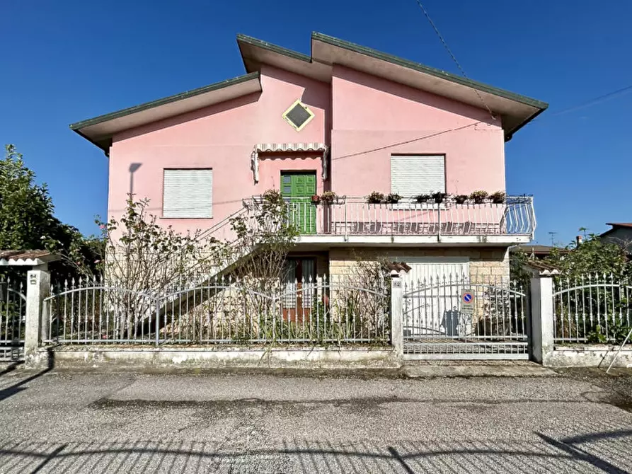 Immagine 1 di Casa indipendente in vendita  in Via Giovanni Pascoli 66 a Minerbe