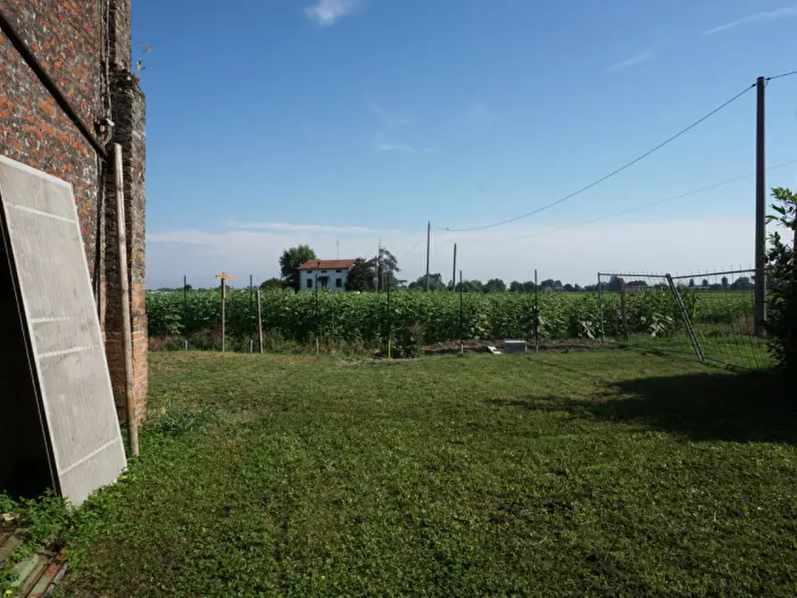 Immagine 11 di Villetta a schiera in vendita  in Strada della Puia, 9 a Sorbolo Mezzani