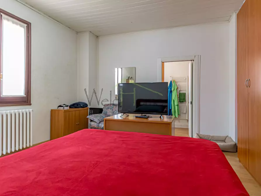 Immagine 8 di Appartamento in vendita  in Via Roma a Albese Con Cassano